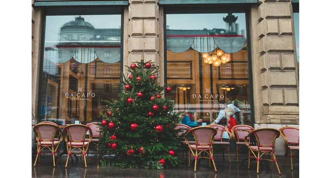 Christmas in the restaurant - decor