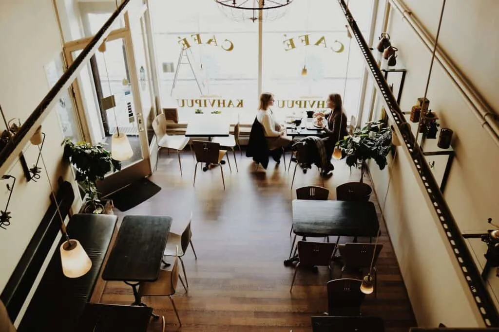 Cozy café interior representing memorable in-restaurant experiences that bring guests back