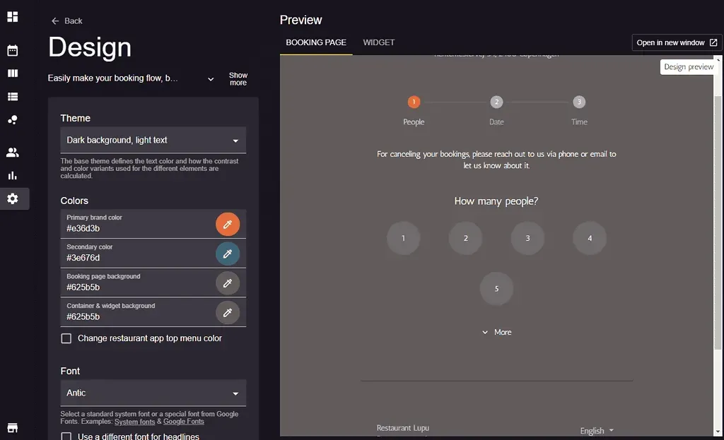 Custom design settings panel with theme, colors, fonts, and layout controls