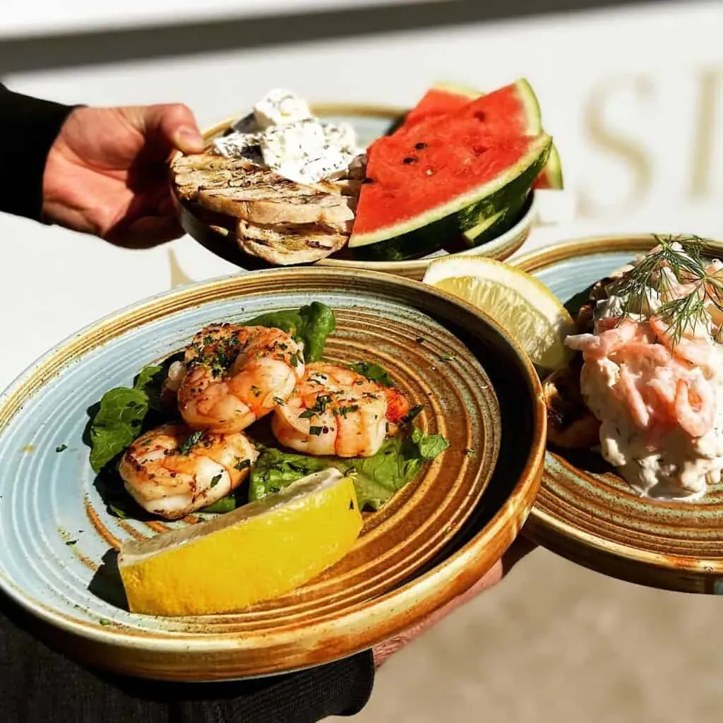 Food at Seaside Piren